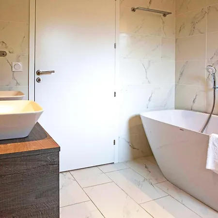 Pierre & Premium Domaine Du Golfe Du Lion 4*