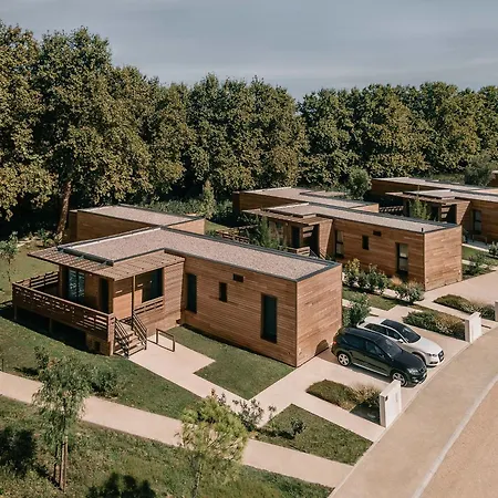 Pierre & Premium Domaine Du Golfe Du Lion 4*