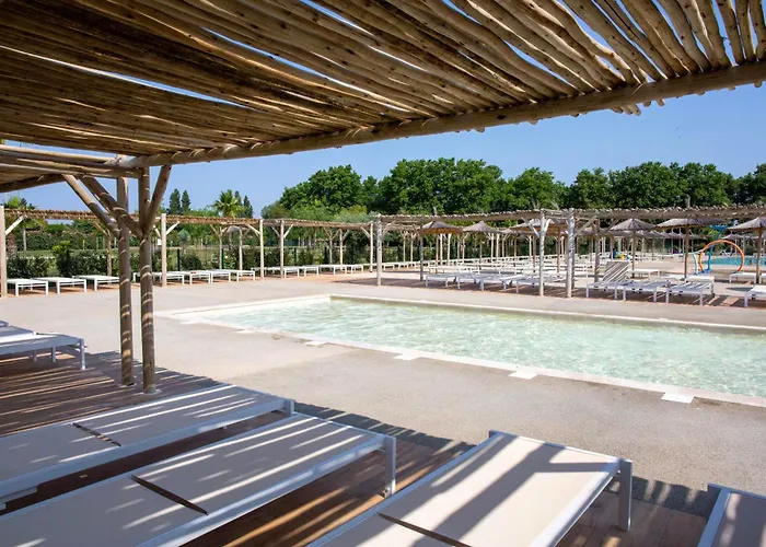 Pierre & Premium Domaine Du Golfe Du Lion 4* Saint-Cyprien (Pyrenees-Orientales)