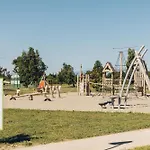 מלון דירות Pierre & Premium Domaine Du Golfe Du Lion 4*