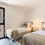 Pierre & Premium Domaine Du Golfe Du Lion מלון דירות 4*